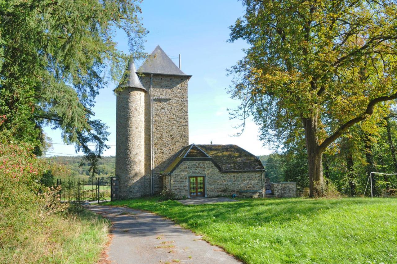 La Tour De Serinchamps Exterior photo